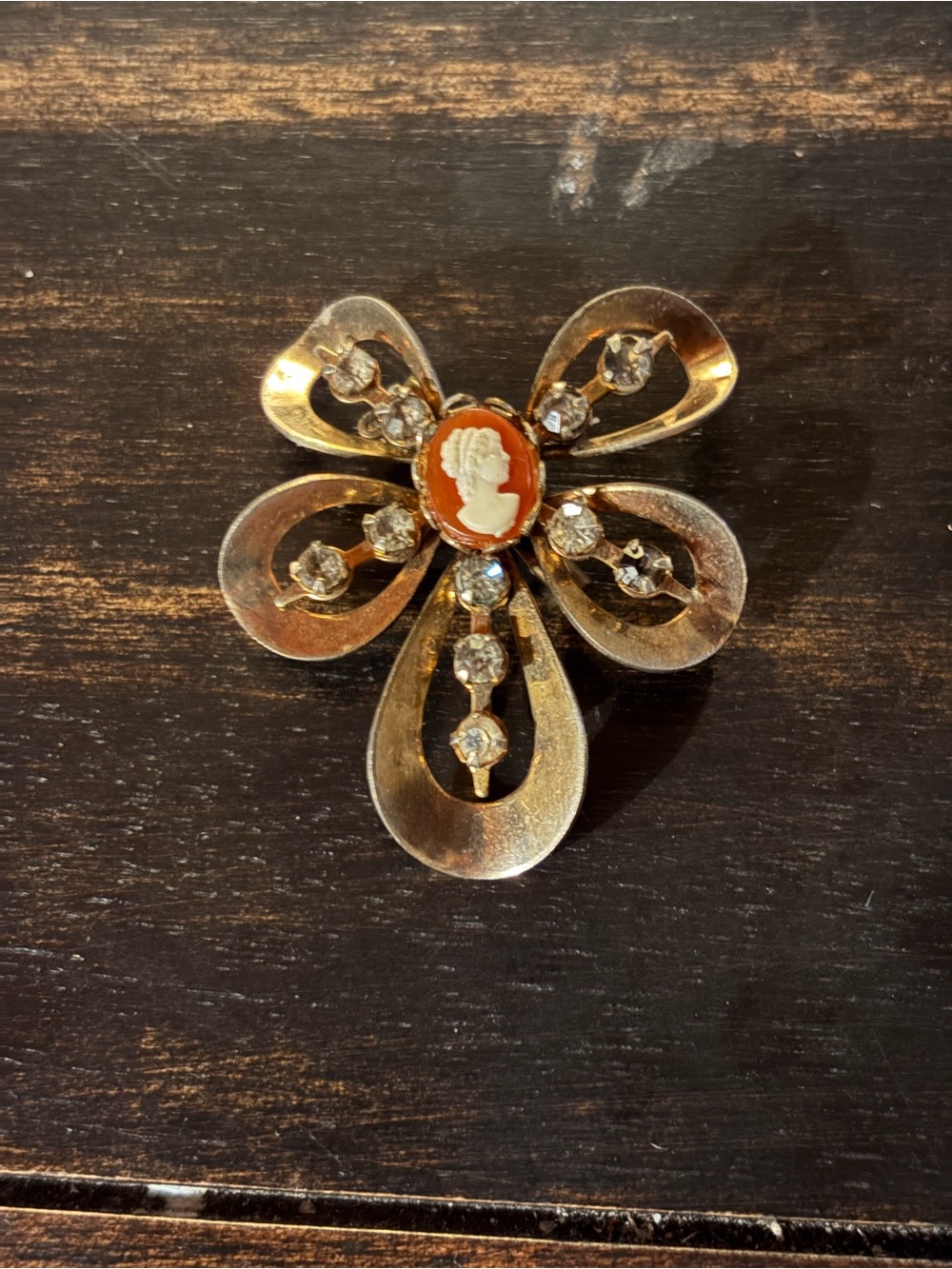 Vintage Cameo Brooch
